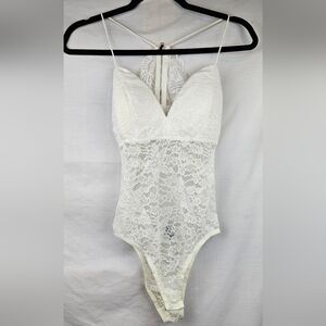 NWT Windsor White Lace Plunge Neck Zip Bodysuit Sexy Fairycore Coquette Feminine